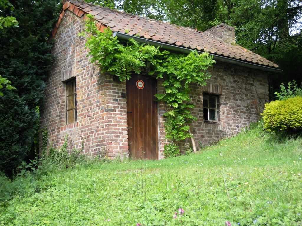 B&B Moulin De Revogne Beauraing Exterior foto